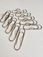 📎 Silver Pen Holder Paper Clips