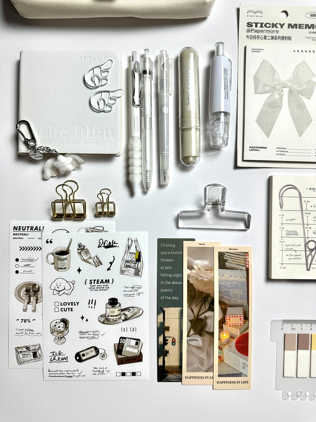 White Bundle - Minimal, Clean & Timeless