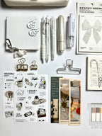 White Bundle - Minimal, Clean & Timeless